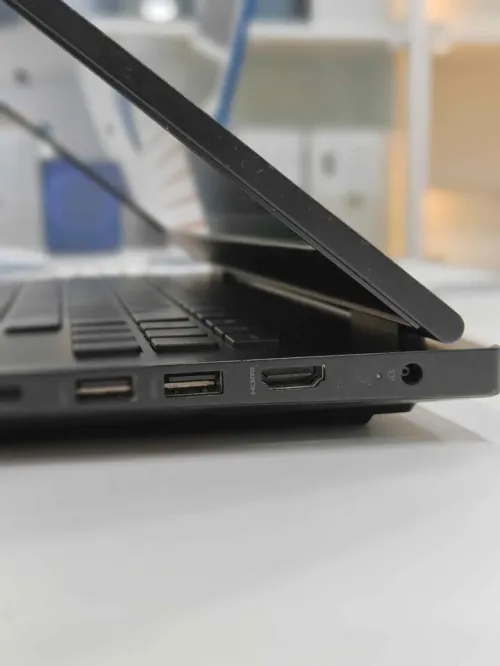 HP OMEN 16 / 13th I7-13620H / 16Go DDR4 / 512SSD / NVIDIA RTX 4060 8Go / 16 FHD 144Hz