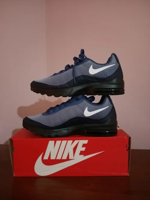 Nike Airmax invigor
