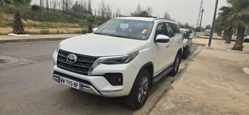 Toyota Fortuner 2025 4×4