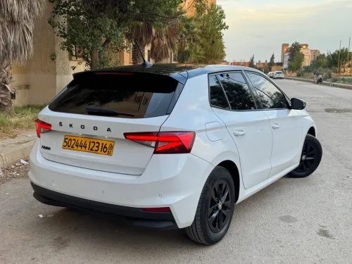 Skoda fabia 2023 style plus