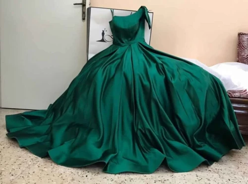 Robe soirée princesse feemina
