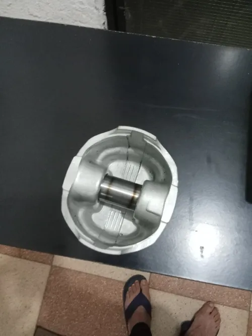 Piston 