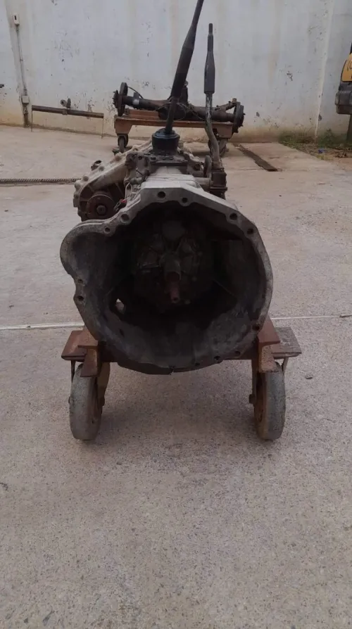 Boite à vitesse nissan patrol rd28
