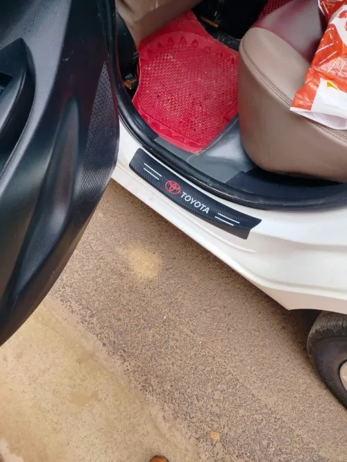 Toyota Yaris Sedan 2016 Play