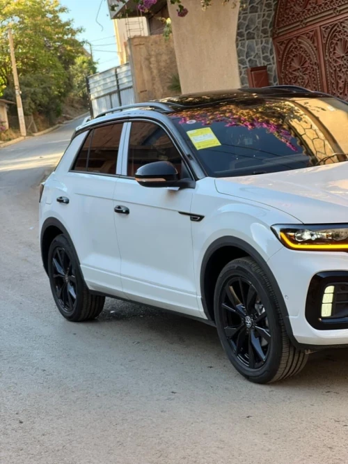 Volkswagen T-Roc 2025 Idition black