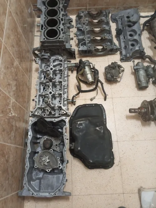 Pièces détachées moteur Toyota RAV4 136