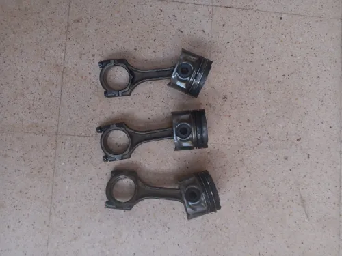 Pièces détachées moteur Toyota RAV4 136