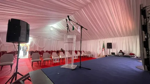 Location chapiteaux et réalisation des stands