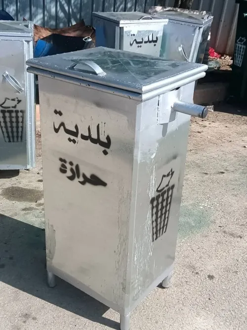 حاويات النفايات   (حديد  .. قلفنيزي )