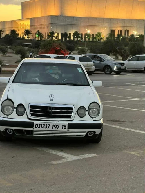 Mercedes 4 far 1997 C63