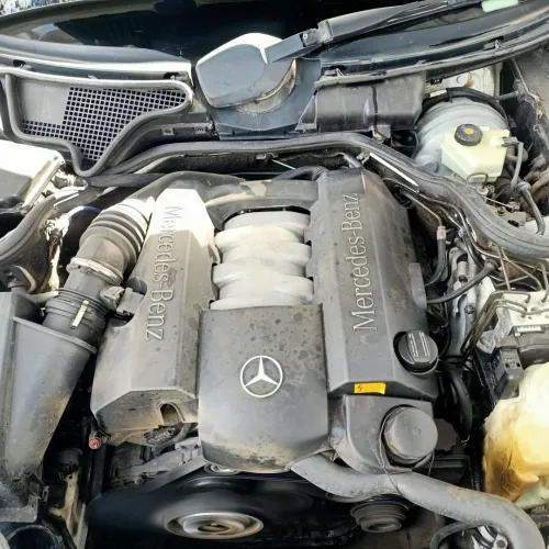 Mercedes 4 far 1997 C63