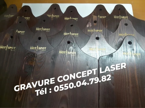  GRAVURE ET  DÉCOUPE AU LASER