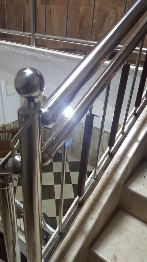 RAMPE ESCALIER-GARDE CORPS-BALCON-PORTE INOX-BOIS-VERRE