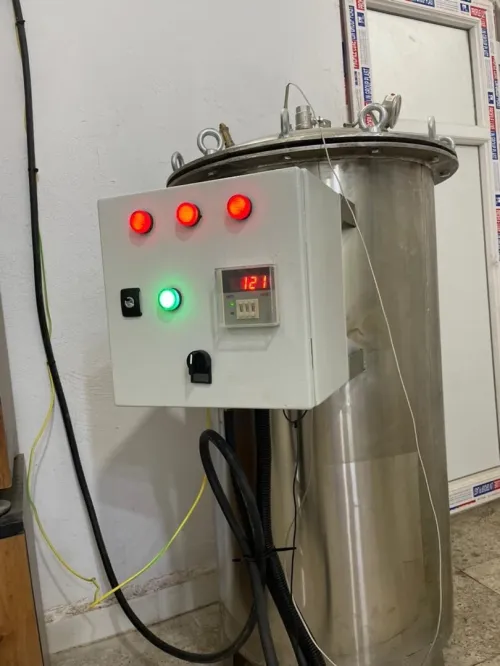 Fabrication autoclave