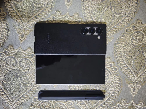 Samsung Z fold 6