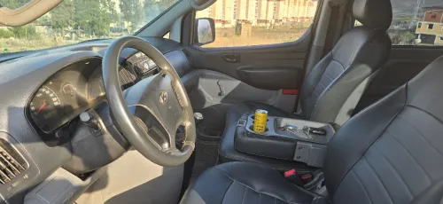 Hyundai H1 2011