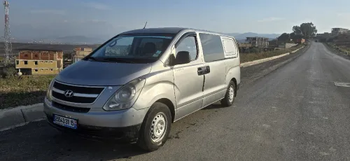 Hyundai H1 2011