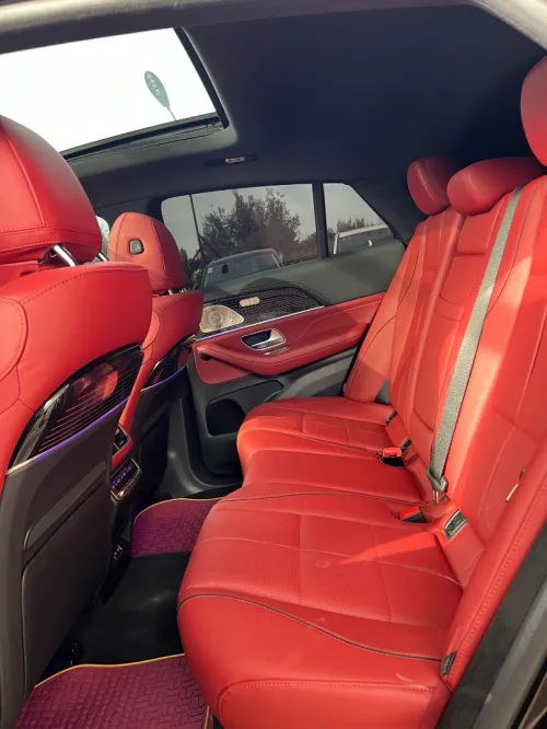 Mercedes GLE 300d AMG 2025 AMG Kite manfakter
