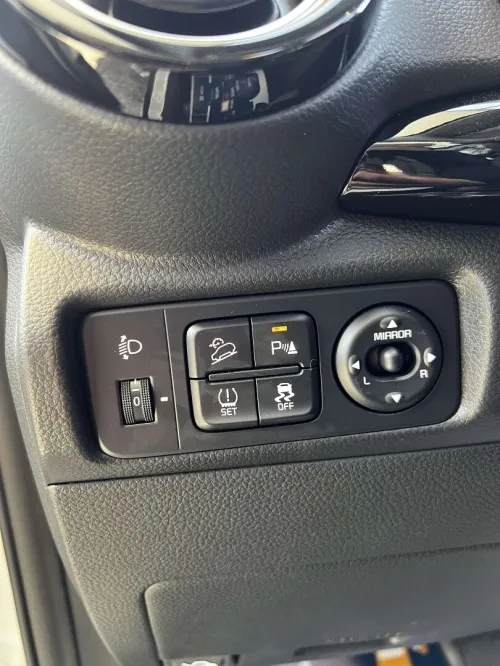 Kia KX1 2025 STONIC