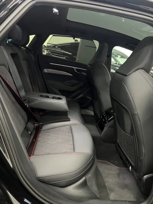 Audi A6 2026 S line Quattro
