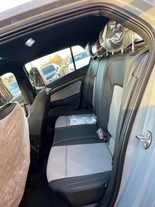 Volkswagen Golf 8 2025 R-Line