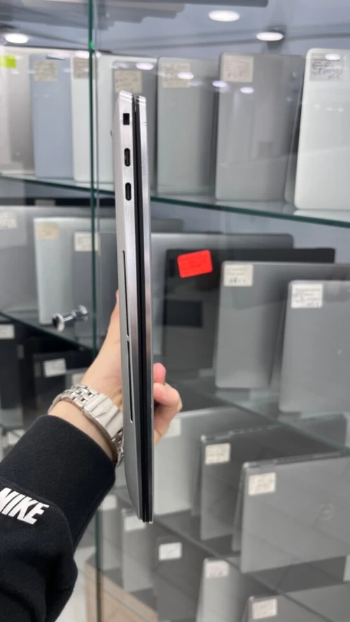 DELL XPS 15 9530 i7-13TH PROCESSEUR H 32RAM 1TB SSD RTX 4050 06GB DÉDIÉE