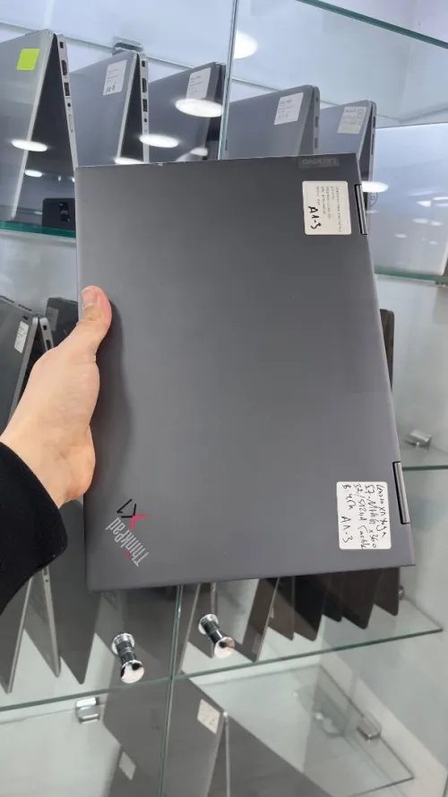 LENOVO THINKPAD X1 YOGA I7-1185G7 14'' TACTILE 32RAM 512SSD IRIS XE  BATTERIE 4 HEURES TRÈS BON ÉTAT