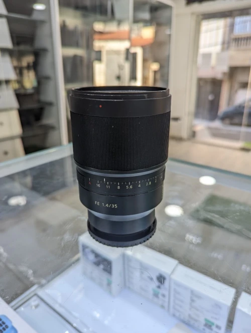 SONY 35MM 1.4 