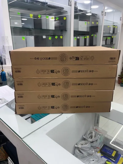 DELL INSPIRON 5630 I7-13TH 16'' PROCESSEUR P 16RAM 512SSD  INTEL IRIS XE  NEUF JAMAIS SERVI