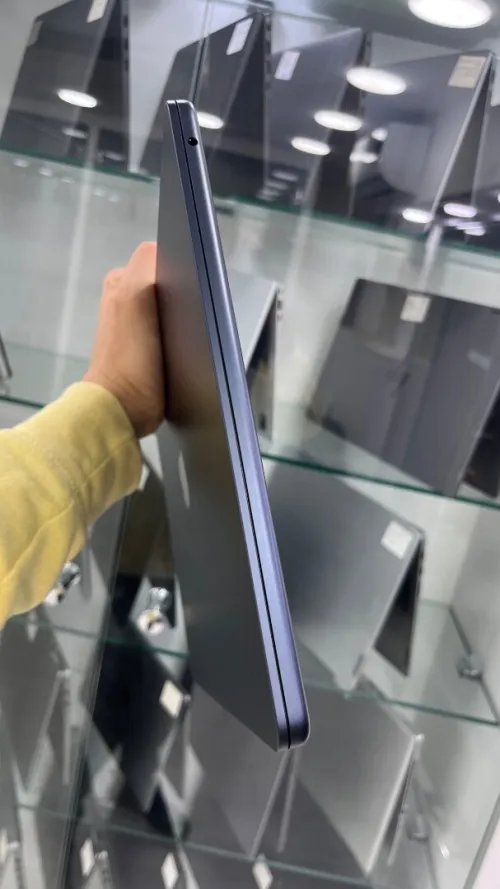 MACBOOK AIR  2025 M4 15'' 24RAM 512 SSD BATTERIE 100% CYCLE  08 ÉTAT NEUF GARANTIE 06 MOIS A2-5