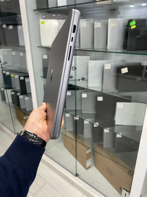 MACBOOK M1 PRO  2021 16'' 16RAM 512 SSD CYCLE 195 BATTERIE 95%  PRODUIT MDM