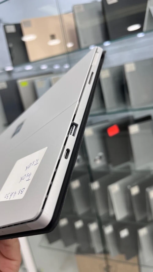 SURFACE PRO 7+ I5-11TH 08RAM 256SSD IRIS XE BATTERIE +4 HEURES