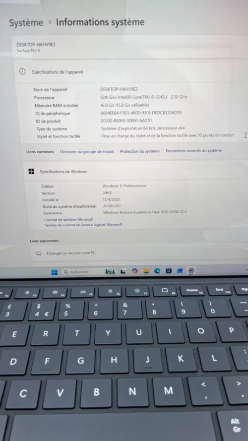 SURFACE PRO 9 I5-12TH 16RAM 256SSD IRIS XE BATTERIE +4 HEURES