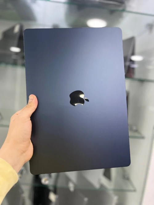 MACBOOK AIR  2025 M4 15'' 24RAM 512 SSD BATTERIE 100% CYCLE  08 ÉTAT NEUF GARANTIE 06 MOIS A2-5