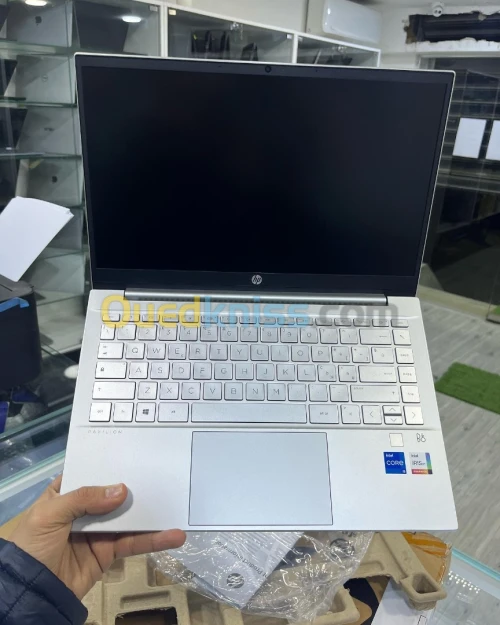 HP PAVILION  14'' I5-11TH 08RAM 512SSD INTEL IRIS XE NEUF DANS LA BOÎTE 