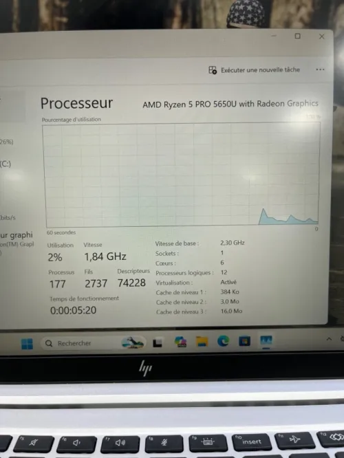 HP ELITEBOOK 845 G8 AMD Ryzen 5 PRO 5650U  16RAM 256SSD 14'' FHD BATTERIE +3.5 HEURES AMD RADEON  TRÈS  BON ÉTAT GARANTIE 06 MOIS