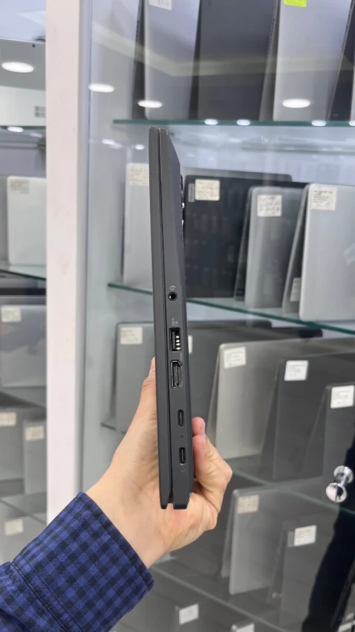 LENOVO THINKPAD T14S Ryzen 7 PRO 6850U 32RAM 512SSD AMD RADEON 01 GB DÉDIÉE  BATTERIE 5 HEURES