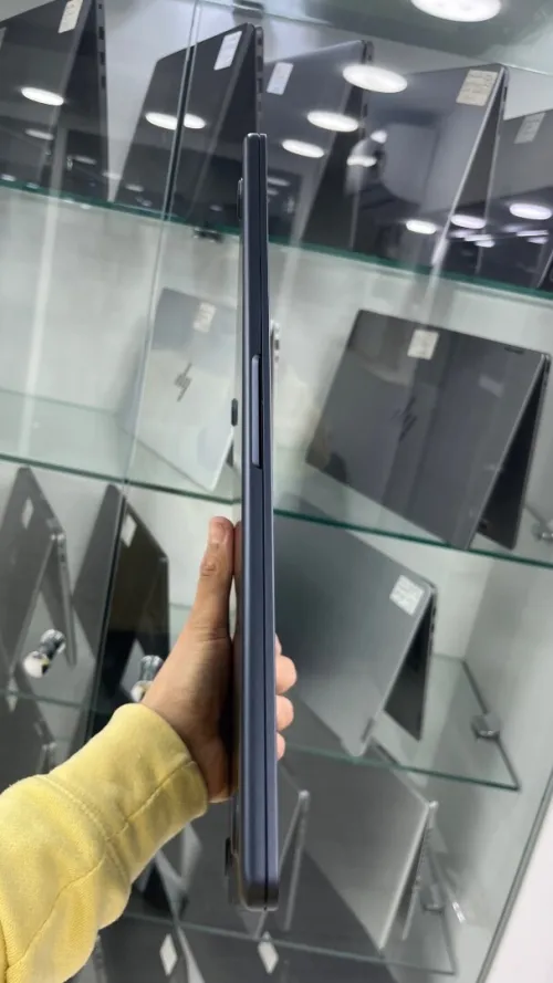 MACBOOK AIR  2025 M4 15'' 24RAM 512 SSD BATTERIE 100% CYCLE  08 ÉTAT NEUF GARANTIE 06 MOIS A2-5