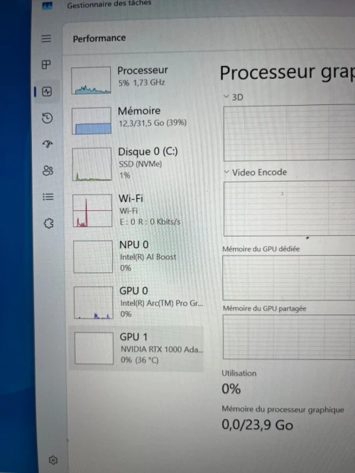 DELL PRECISION 5490 Ultra 9 185H 32RAM 1TB SSD 14'' RTX A1000 06 GB DÉDIÉE BATTERIE +5 HEURES  ÉTAT شوية تخباش من برا GARANTIE 06 MOIS A3-4