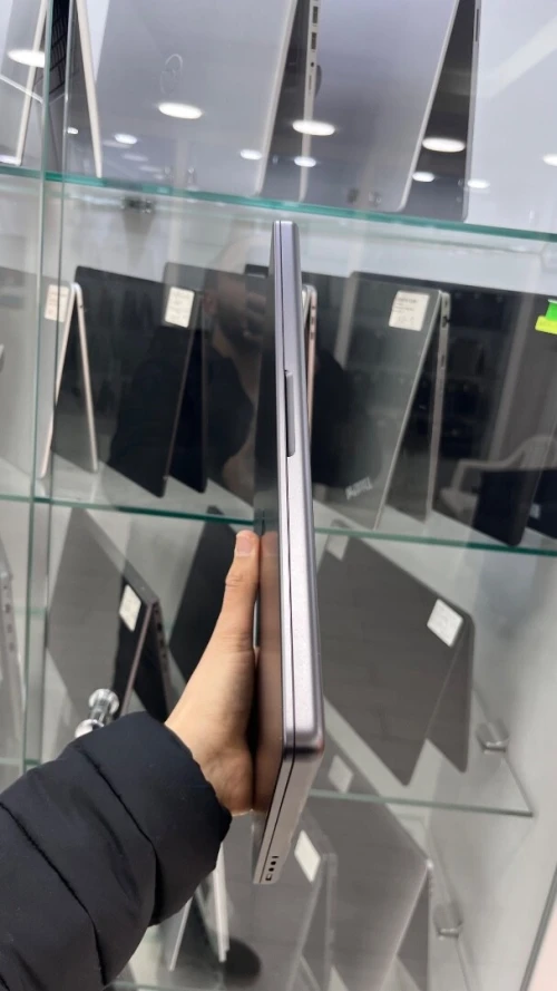 MACBOOK PRO M4 PRO 14'' 24RAM 512 SSD BATTERIE 100% PRODUIT MDM