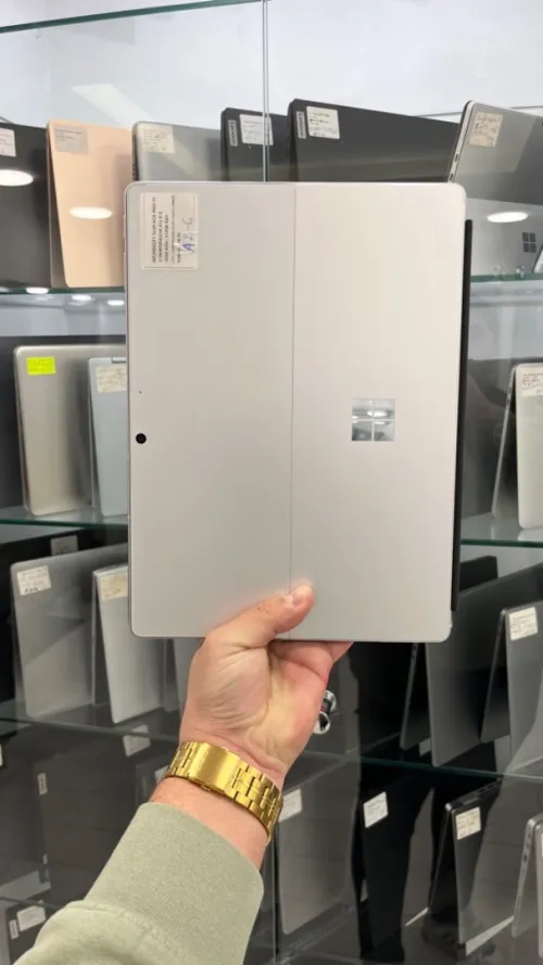SURFACE PRO 11 Snapdragon(R) X 12-core 16RAM 512SSD BATTERIE CYCLE 22