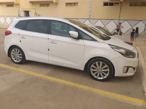Kia Carens 2015 Luxe