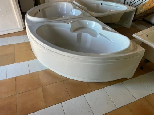 Baignoire d'angle