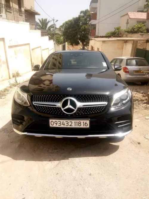 Location de voiture luxe Chadli