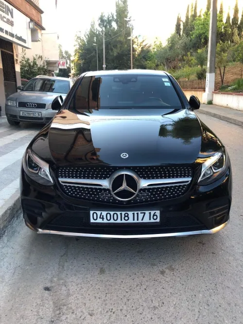 Location de voiture luxe Chadli