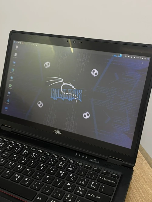 pc portable Fujitsu i5 8eme 8GB / 256ssd