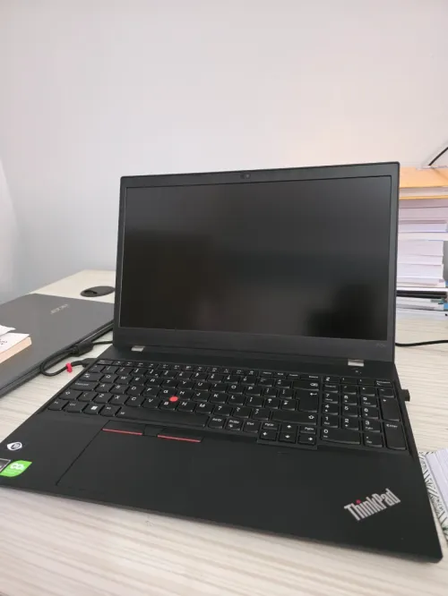 Lenovo thinkpad p15v 