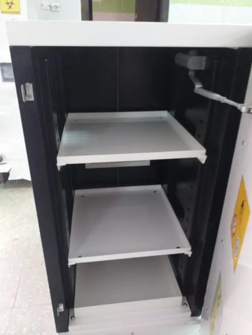 Armoire ventilée pour stockage produits inflammable de laboratoire