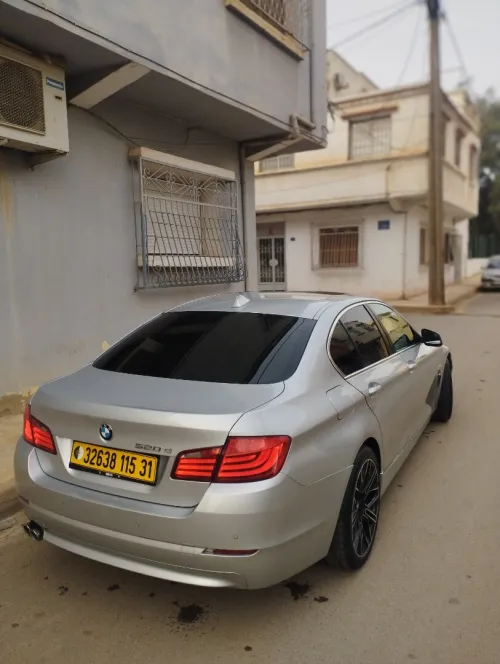 BMW Série 5 2015 