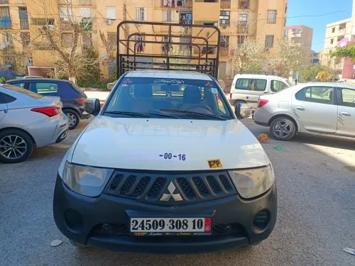 Mitsubishi L 200 2008